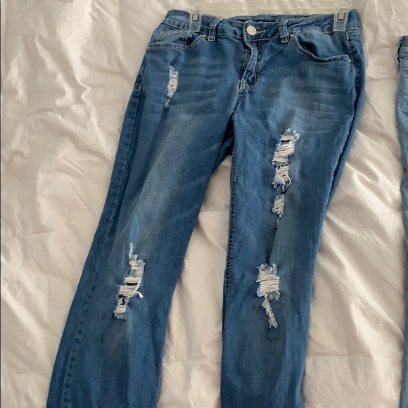 ripped jeans - Picture 1 of 3